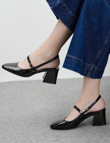 Pantofi SHEIN, negru