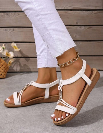
						Sandale SHEIN, alb