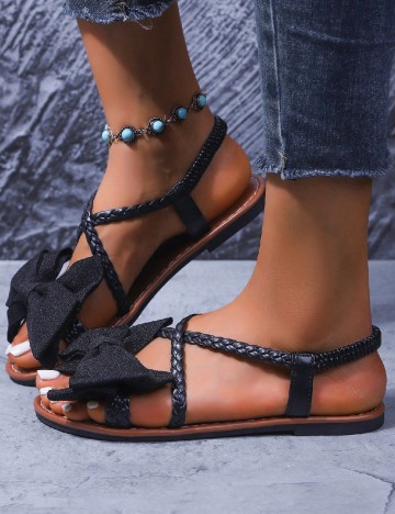 
						Sandale SHEIN, negru