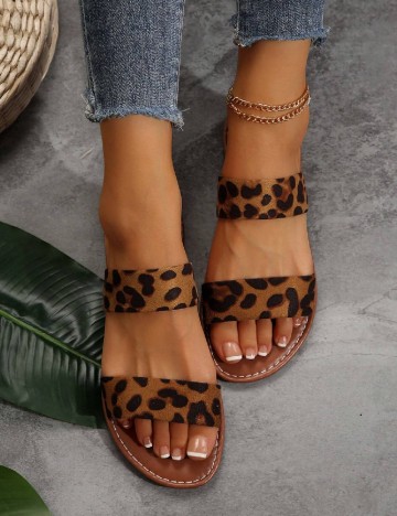 Slapi SHEIN, animal print