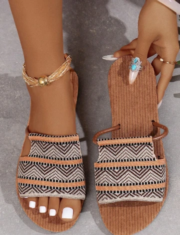 Slapi SHEIN, mix culori