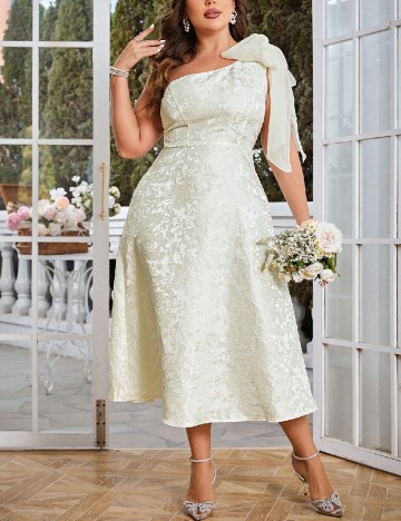 
						Rochie medie SHEIN CURVE, ecru