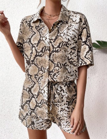 
						Compleu SHEIN, animal print