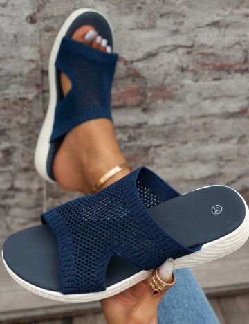 Slapi SHEIN, albastru