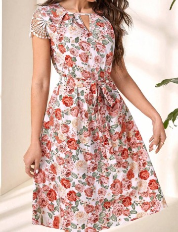 
						Rochie scurta Emery Rose Curve, floral print