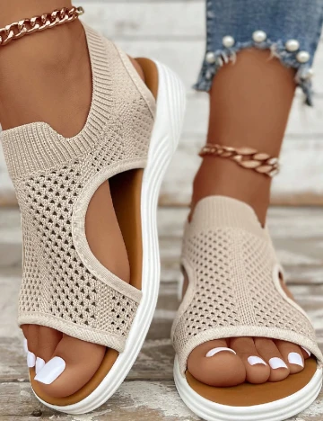 Sandale SHEIN, crem