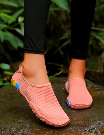 Adidasi de drumetie SHEIN, corai