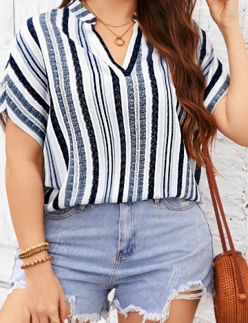 
						Bluza SHEIN CURVE, alb/bleumarin