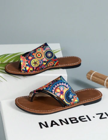 Slapi SHEIN, mix culori