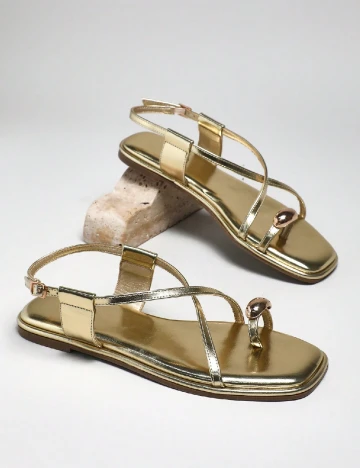 Sandale SHEIN, auriu