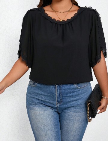 
						Bluza SHEIN CURVE, negru