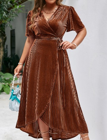 
						Rochie medie SHEIN CURVE, maro