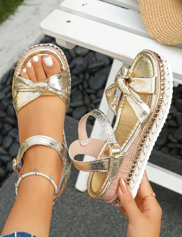 Sandale SHEIN, auriu
