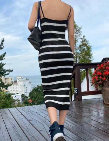 Rochie medie Dazy, alb/negru