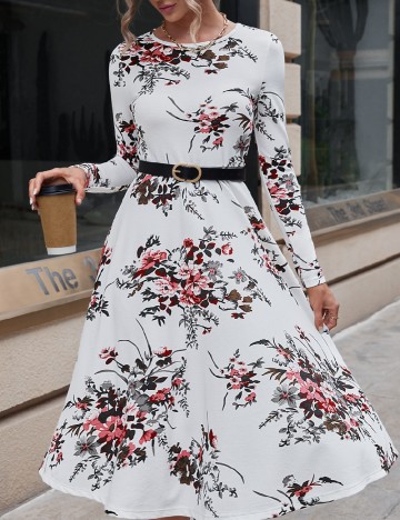 
						Rochie medie SHEIN, alb