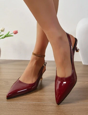 Pantofi SHEIN, visiniu