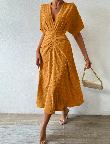 Rochie medie SHEIN, mustar