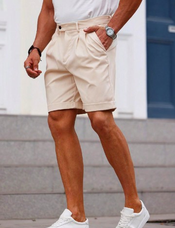 
						Pantaloni scurti SHEIN, crem