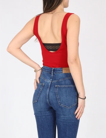 Body Pull&Bear, rosu