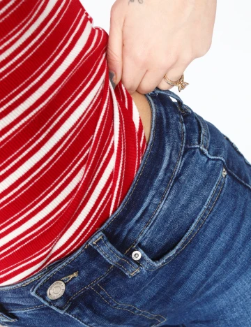 Body Pull&Bear, rosu/alb