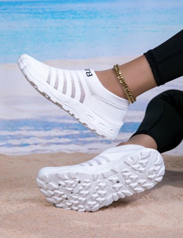 Papuci de plaja SHEIN, alb