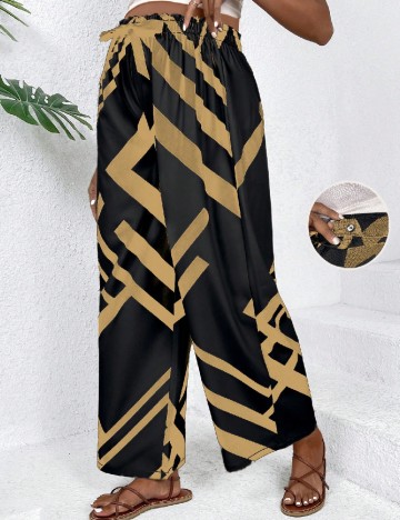 
						Pantaloni SHEIN, negru