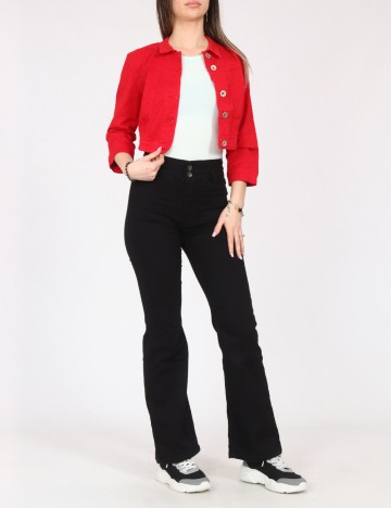 
						Jacheta Bershka, rosu