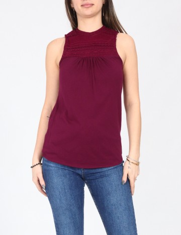 
						Maiou Bershka, grena