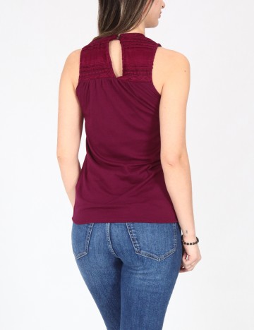 Maiou Bershka, grena