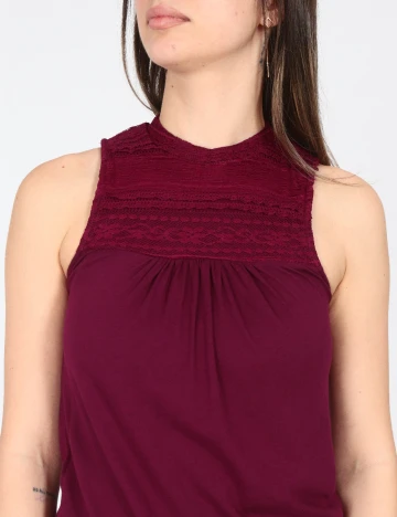 Maiou Bershka, grena