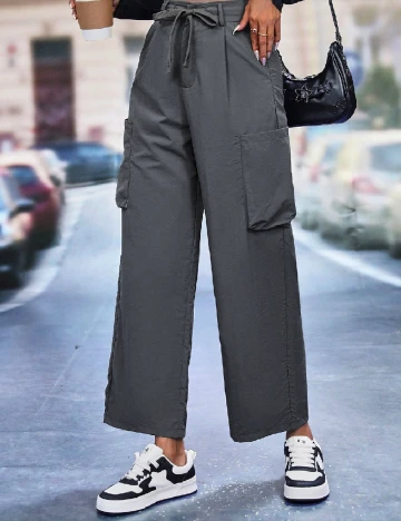 Pantaloni SHEIN, gri