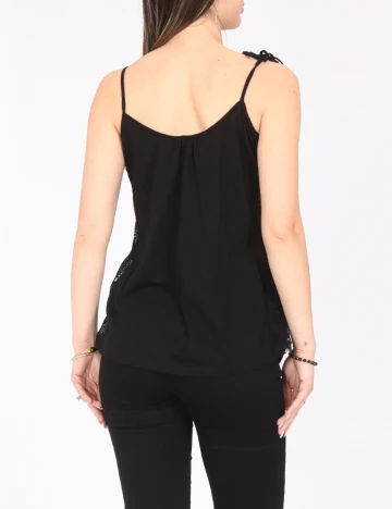 Maiou Bershka, negru