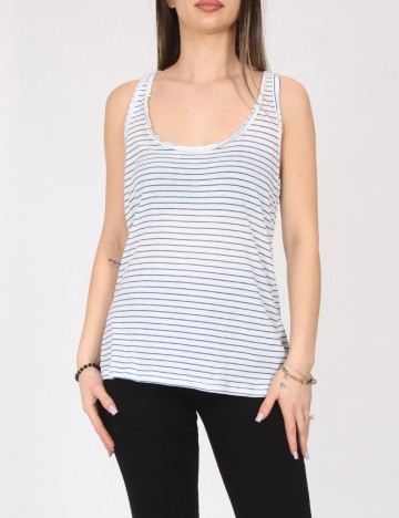 
						Maiou Bershka, albastru