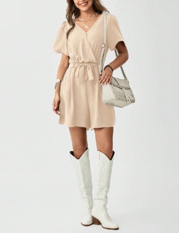 
						Salopeta SHEIN, crem