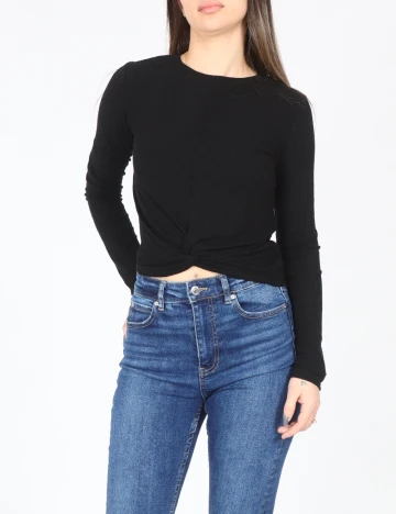 Top Bershka, negru