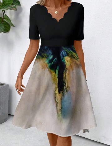 
						Rochie medie SHEIN, mix culori