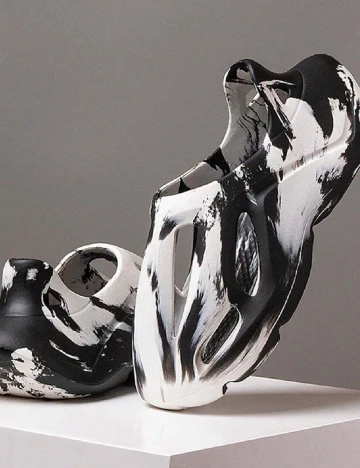 Saboti SHEIN, alb/negru