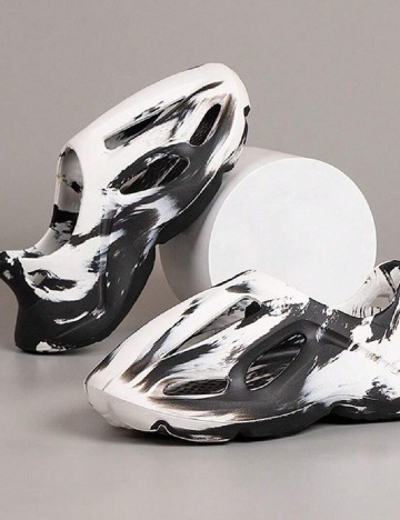 Saboti SHEIN, alb/negru