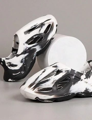 Saboti SHEIN, alb/negru