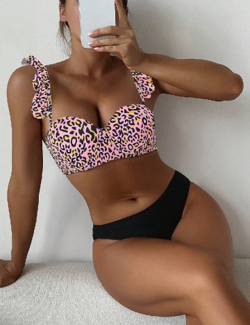 
						Costum de baie SHEIN, mix culori