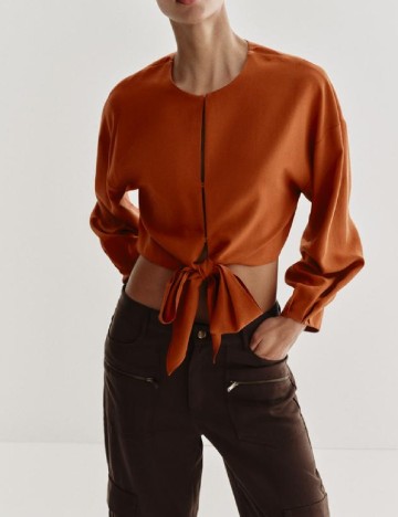 
						Bluza Zara, caramiziu