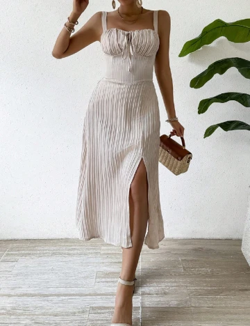 Rochie medie SHEIN, crem