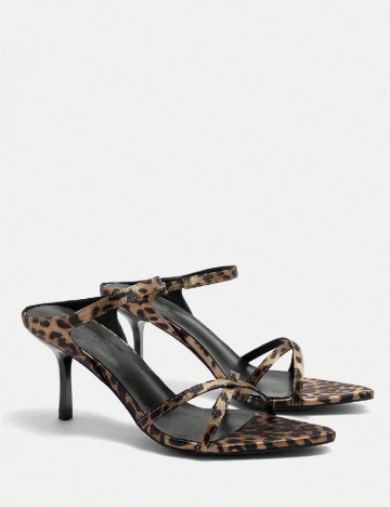 Saboti Cuccoo, animal print