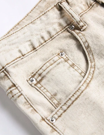 Pantaloni scurti SHEIN, crem