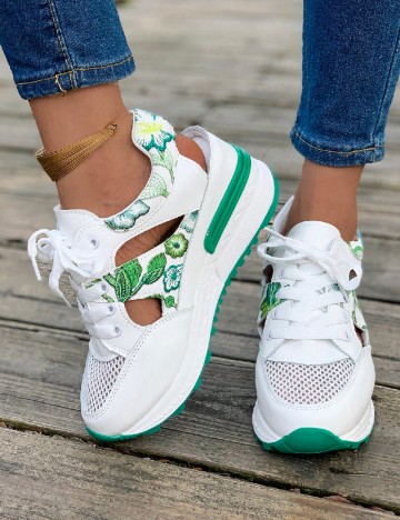 
						Adidasi SHEIN, alb/verde