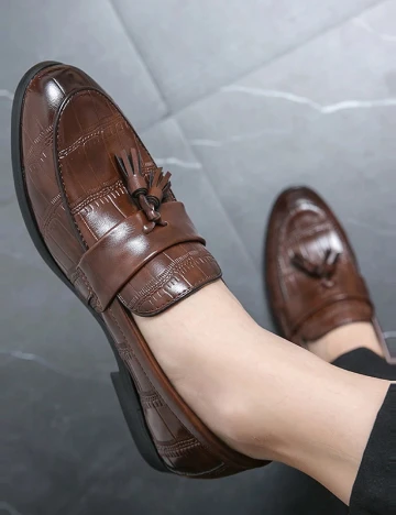 Mocasini SHEIN, maro