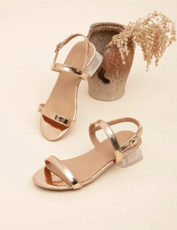 Sandale Shein Kids, crem