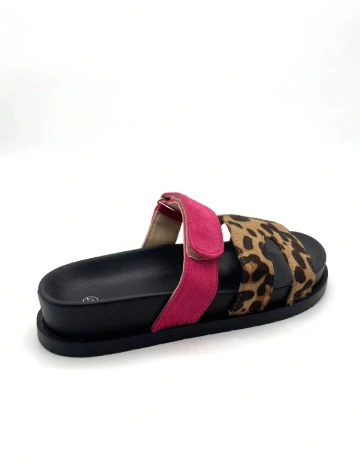 Slapi SHEIN, animal print