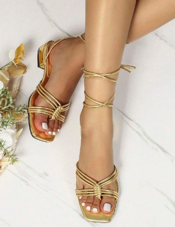 
						Sandale SHEIN, auriu