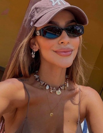 
						Ochelari de soare SHEIN, negru